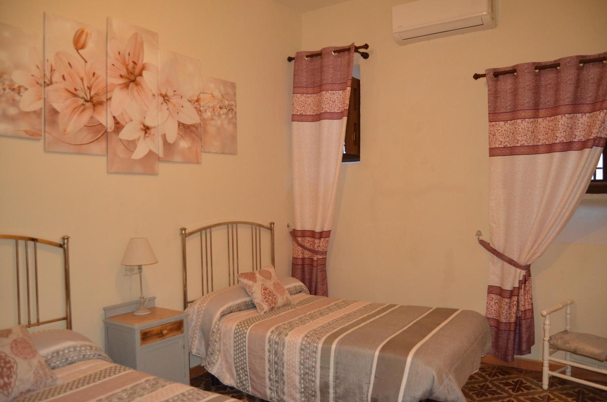 Willa La Antigua, Casa Centrica, Amplio Patio, Piscina Y Barbacoa Campillo de Altobuey Zewnętrze zdjęcie